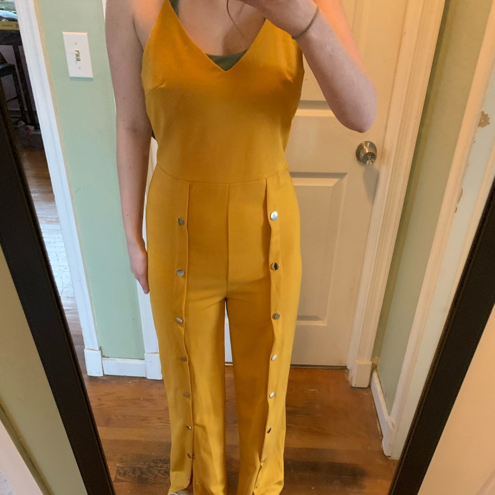 Jumpsuit - Picture 5 of 6